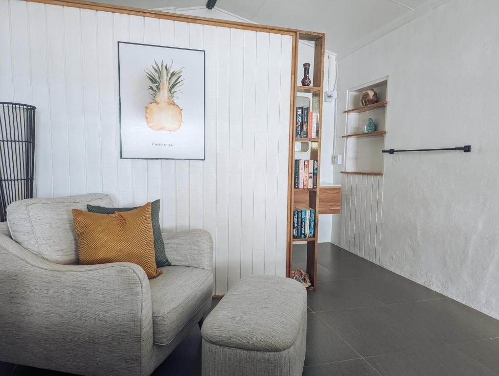 Vava'u Beachfront Villas Double Room Lounge Area