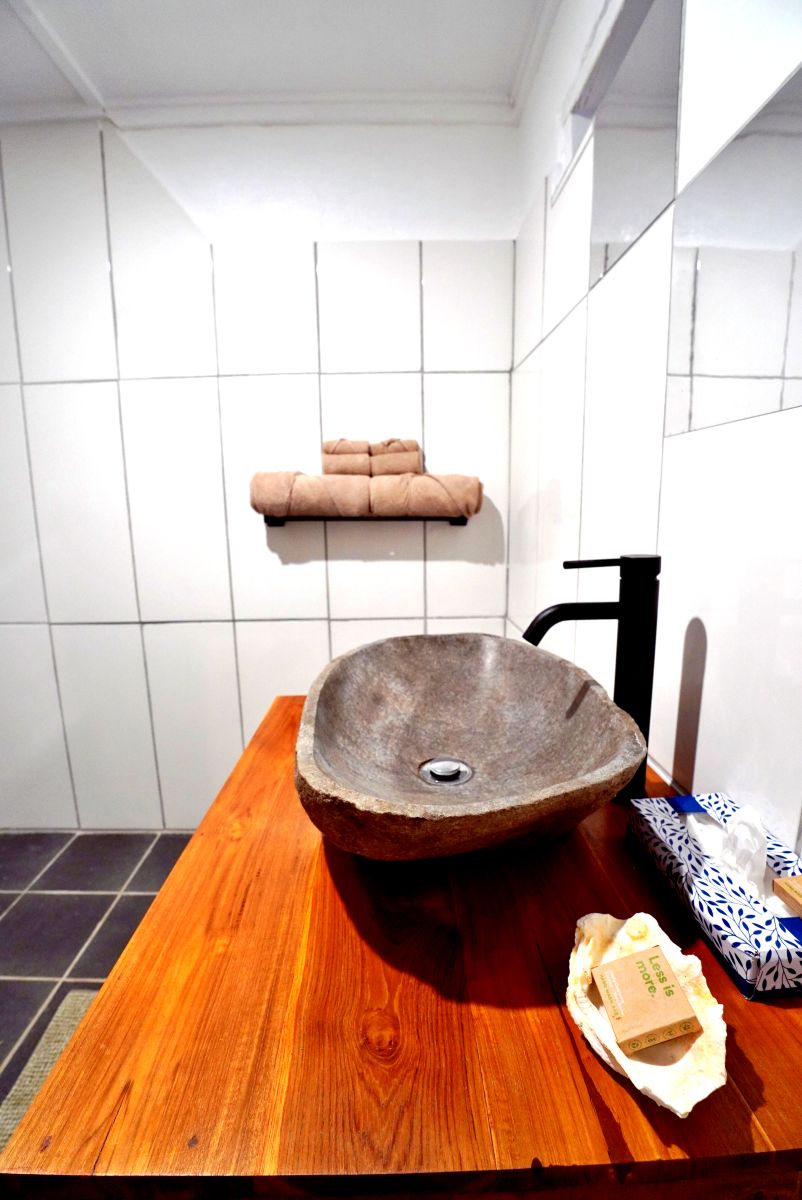 Mahina Lodge gallery image