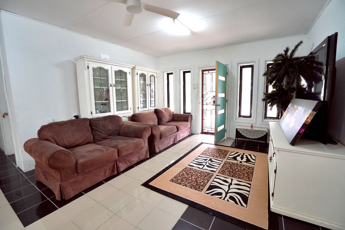 Vaikona Lodge Lounge