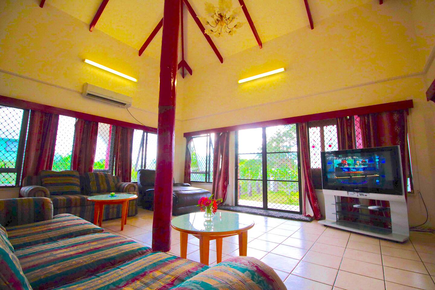 Tonga Holiday Villa