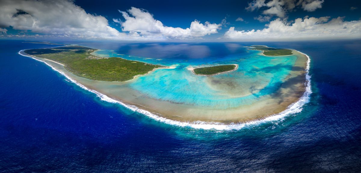 Come to Tonga to experience Sandy Beach Resort