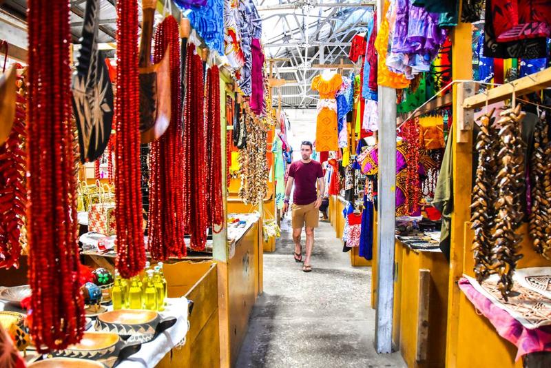 Savalalo Flea Market