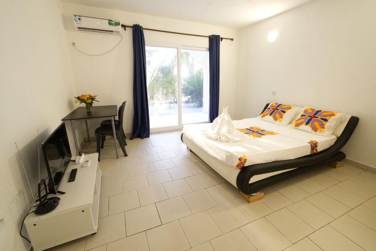 Double Room offered by Afiafi Hotel