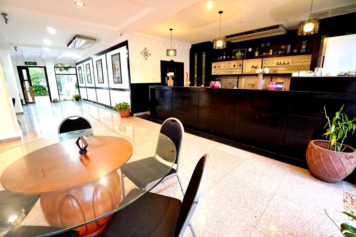 Standard Queen Room offered by Kupesi Tonga Hotel