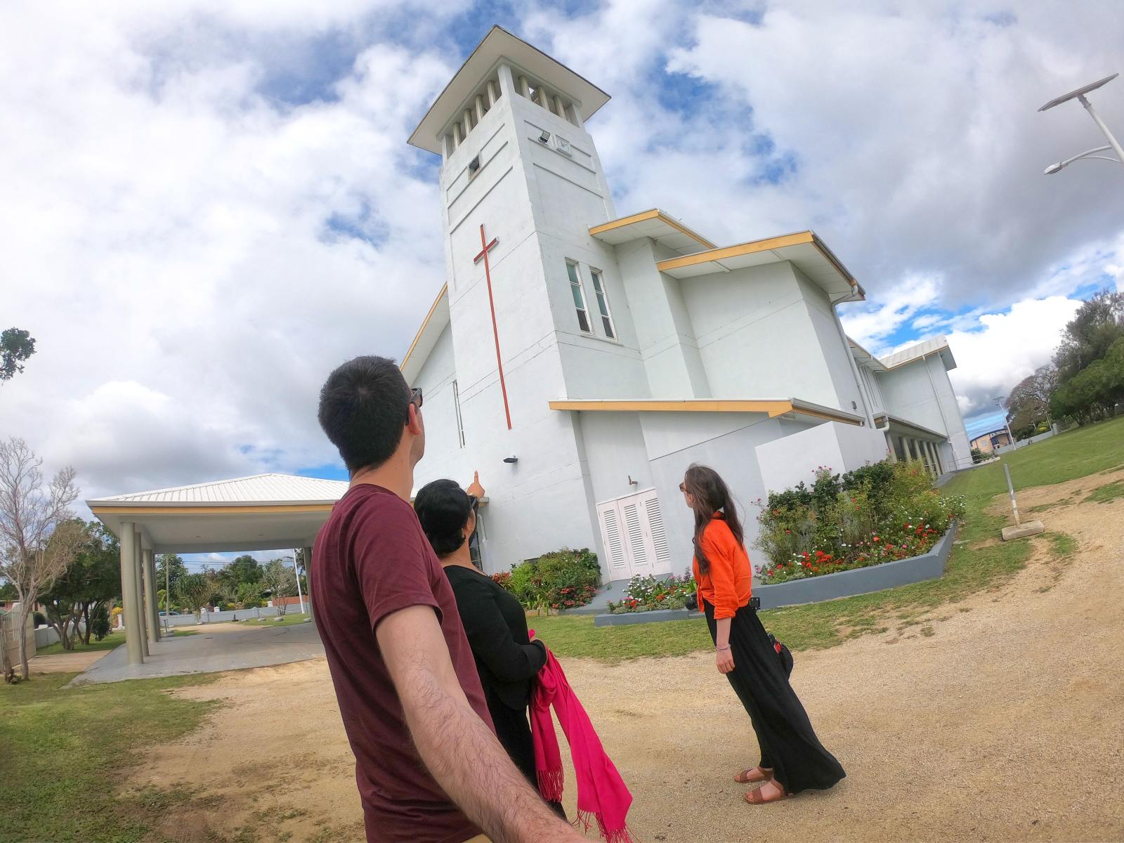 Sunday Tour: Church, Umu Lunch, Anahulu Beach - TT9 offered by Teta Tours