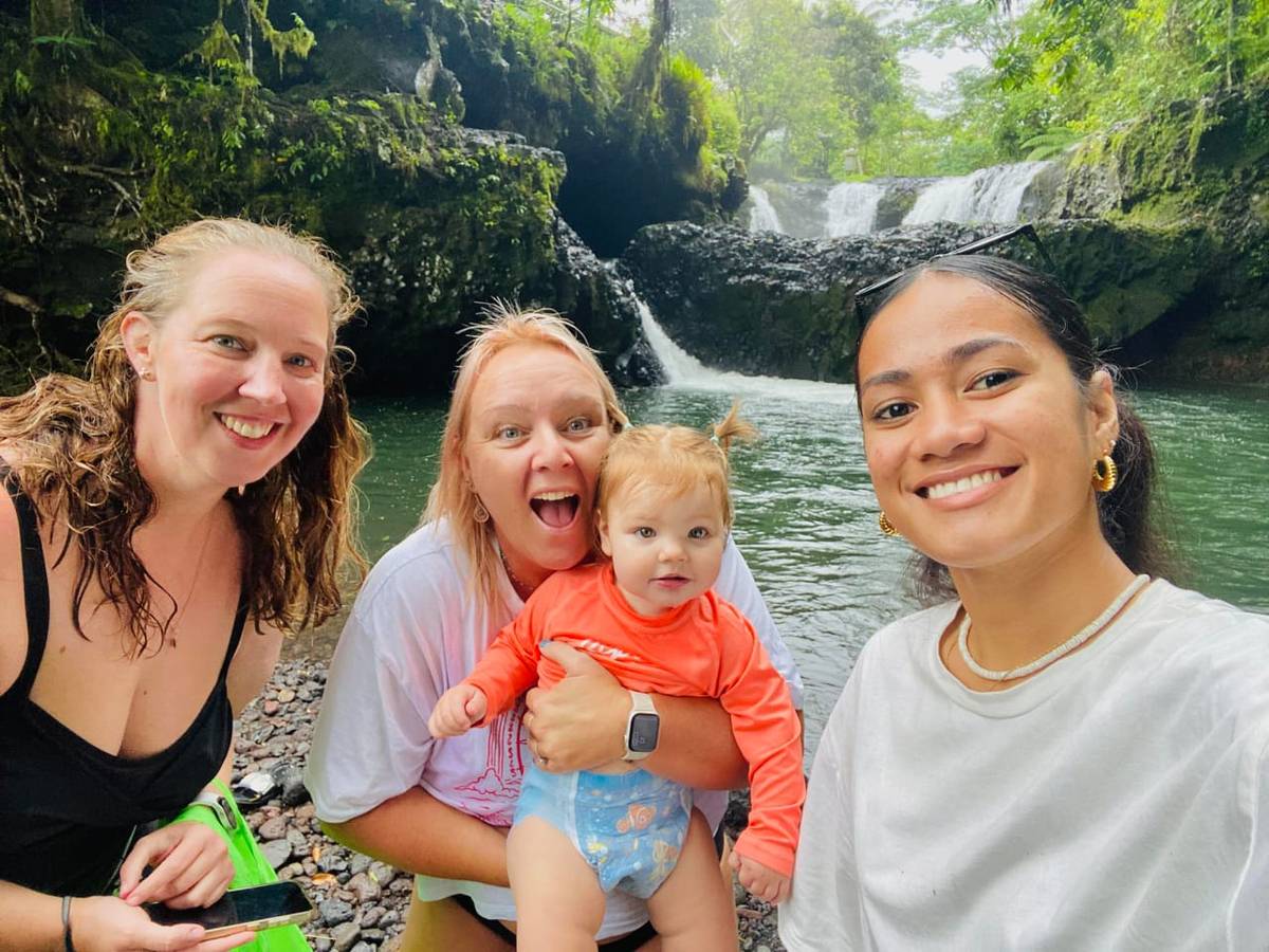 Upolu Island Highlights: To Sua, Piula, Giant Clams & Turtle Swim!