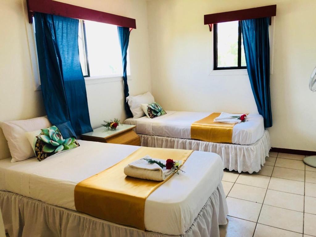 Standard Twin Room (Shared Bathroom) offered by Tonga Holiday Villa