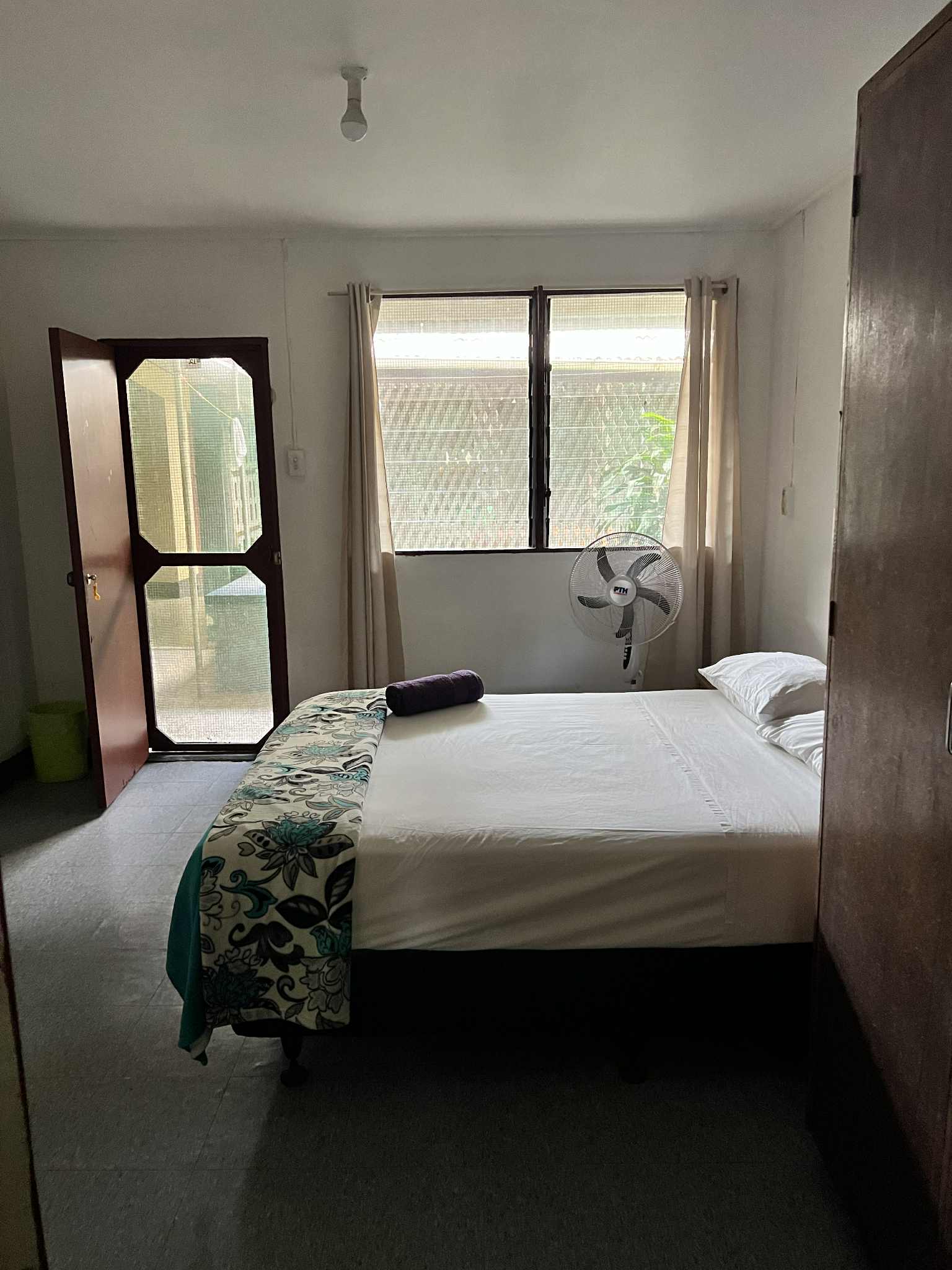 Standard Room (Shared Bathroom) offered by Selas Guest House